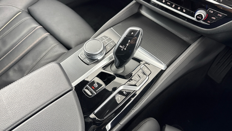 BMW 5 Series 530e M Sport 4dr Auto Saloon